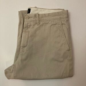 J. Crew Stretch 1450 Relaxed Chinos Size 30 waist Length 32 classic tan color